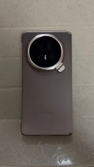 Honor Magic V5