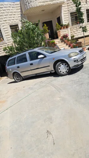 Used Opel Astra in Hebron