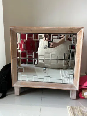كوموديبنه night stand