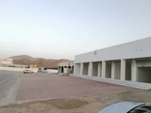 محل  وغرفه بصناعيه الرستاق للايجار
