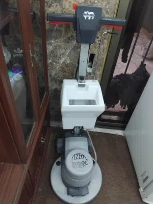 جلاي تنظيف نيوماتيك استخدام شهر فقط