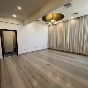دور كامل إطلالة بحرية للإيجار في الشعب البحري قطعة 8