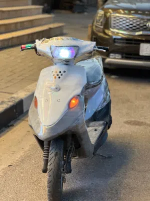 دراجة تسعة نضيفة كاملة من كلشي