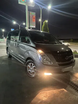 Used Hyundai H1 in Zarqa