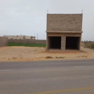 عقار تجاري للبيع بطرابلس قصربن غشيرالمرازيق