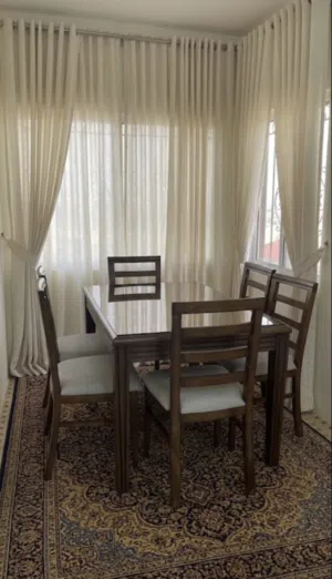طاولة سفرة جديدة
