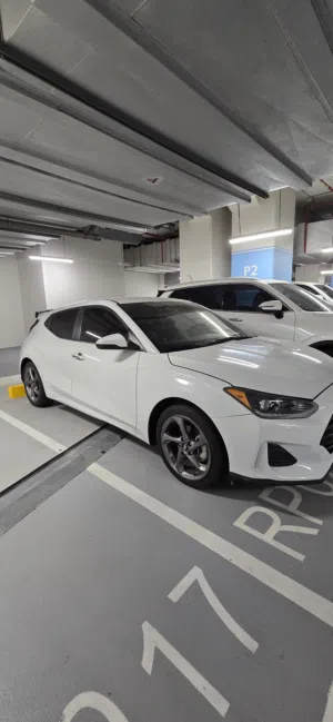Hyundai Veloster 2021