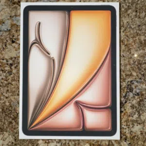 iPad Air M3 128G جديد