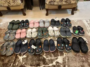 ملابس طبيه جديدة للبيع اكثر من شكل وموديل