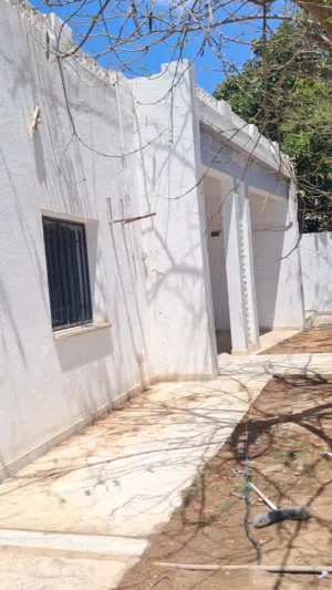 فيلاخدميه ااايجار بالفرناج