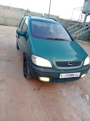 Used Opel Zafira in Al Khums