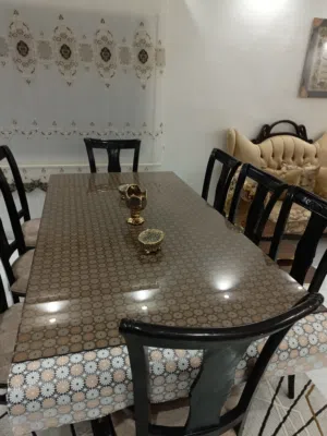 طاولة سفرة خشب سويد ثقيل