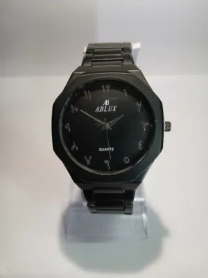 ساعه من نوع ABLUX