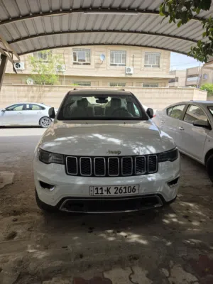 سلام عليكم جيب كراند شيروكي للمتد بلاص خليجي بيع او مراوس