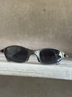 نظارة أوكلي جولييت أصلية (Oakley Juliet X-Metal) نادرة جداً