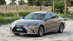 Used Lexus ES in Muscat