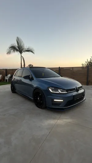 جولف Tsi للبيع