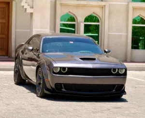 دوج تشالنجر كوبيه  خليجي  موديل 2018 عليه كت SRT  6 سلندر 3.6L