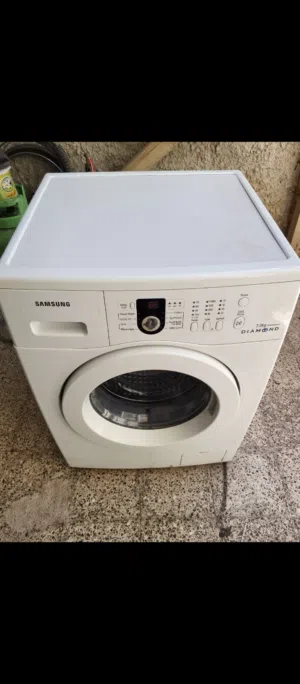 غسالة ملابس اتوماتيك