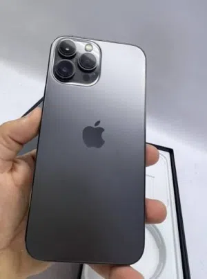 Apple iPhone 13 Pro Max 1 TB in Basra