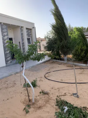 1000 m2 2 Bedrooms Townhouse for Sale in Tripoli Tajura