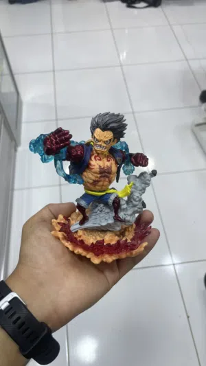 Luffy Figure and Charizard Figure