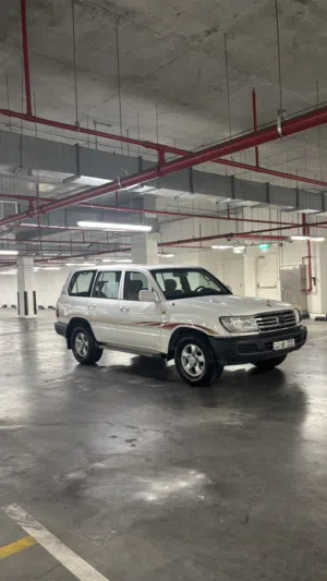 لاندكروزر 2005