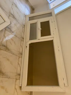 أبواب للبيع