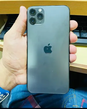 Iphone 11 pro max 256gb used good condition price 170 R.O