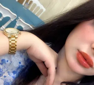 سارة الهاشمي 