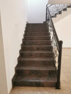 400 m2 5 Bedrooms Townhouse for Sale in Muscat Al Khoud
