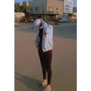 ايمن 