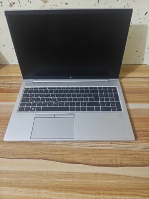 hp 850 G7 i5-10210U RAM.8GB SSD.256GB