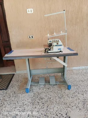 ماكينة سرفلة أوفر نوع juku صينية الصنع درجة اولي إستعمال نضيف  لتقديم أعلى كفاءة ودقة في عمليات