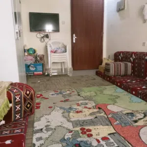 مطلوب شخصين للايجار الشهري