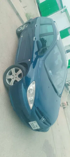 بيجو 307 سياره تبارك محرك 20 العادي انضربلي فاها الكمبيو سبب البارولي الحق اهملته  والحمد الله