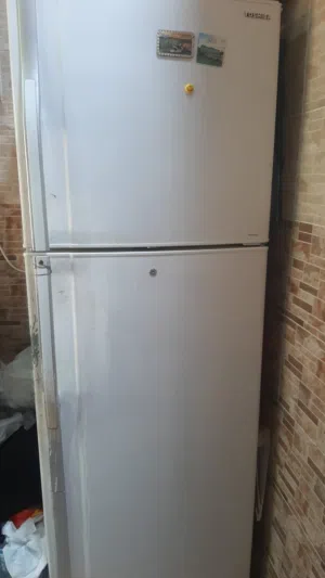 تلاجة لللبيع
