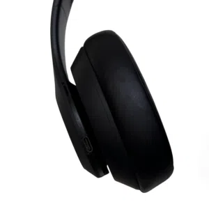 Beats Studio Pro – سماعات لاسلكية بإلغاء الضوضاء النشط حوّل تجربة الاستماع إلى عالم من الصوت الغامر