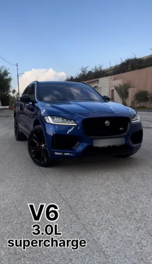 2017 Jaguar F-Pace S Supercharged – LOW KM – Performance SUV  380HP Supercharged - Rare Special