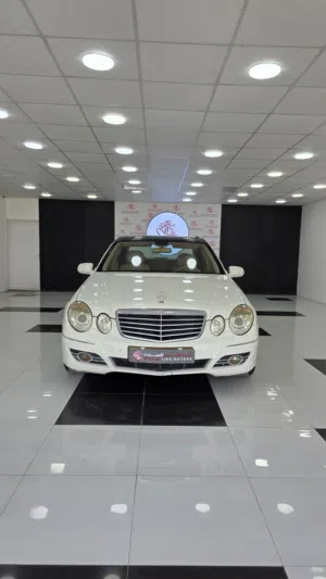 MERCEDES-BENZ E280 موديل 2009 خليجي أسعار منافسة إجراءات ميسرة ثقة وأمان في التعامل