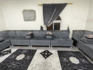 كنب مجلس خمسه في سته شبه جديد