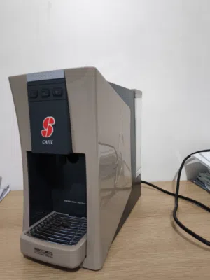 ماكينة قهوة