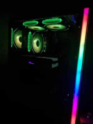Rtx3050 8gb  Core I5 10400f  Msi h510m  Ram 16 3200hz 8×2 Ssd512 hdd4tb case zalman s5