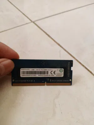 RAM DDR4 4GB 2666MHz pour PC Portable (Laptop) - Etat Excellent