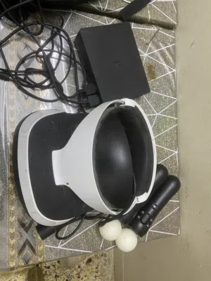 PlayStation VR (Sony) مع اليداتmove والكامره