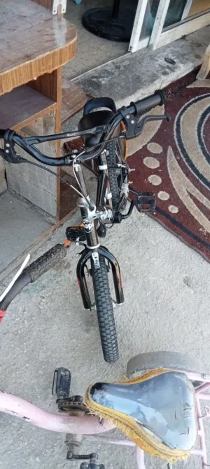 بسكليت نمره 14 مستعمل شبه جديد ما بدهوش تصليح ولا اي شيء