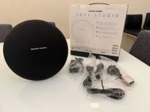 Harman/Kardon speaker