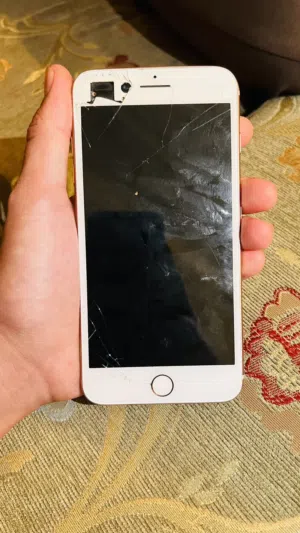 Apple iPhone 8 Plus 64 GB in Tripoli
