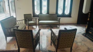 صالون كلاسيك شي موريس خشب نادر و قماش حديث