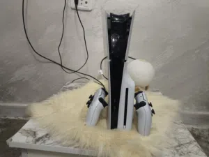 بلايستيشن 5 سلم استعمال شهر في باقه العاب انلاين